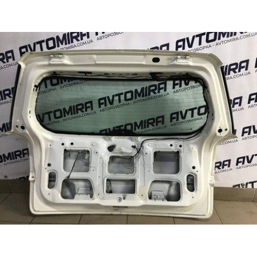 Крышка багажника не комплектная Opel Astra H Wagon 2004-2010 93182974